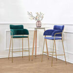 Accueil Tabourets de bar Tabourets haute avec pieds en métal Loisirs repas Chaises for Cuisine/pub avec Blue Velvet Coussin-Max Charge 200 kg 18 Accueil Tabourets de bar Tabourets haute avec pieds en métal Loisirs repas Chaises for Cuisine/pub avec Blue Velvet Coussin-Max Charge 200 kg 18