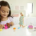 Barbie Famille coffret Anniversaire des Chiots avec poupée blonde, 2 figurines chiens, pâte à modeler et accessoires, jouet pour enfant, GXV75 17
