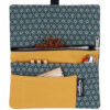 Pochette à tabac en Tissu – Blague à tabac à rouler de 30/50 g avec compartiments pour Filtres, Papier et Briquet MAKI 13 Pochette à tabac en Tissu - Blague à tabac à rouler de 30/50 g avec compartiments pour Filtres, Papier et Briquet MAKI