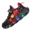 Jasmeko Baskets Lumineuses pour Enfants Garçons, Chaussures de Sport Course Dessin Animé Lumineux LED Basquet Sneaker (28,A-Black)